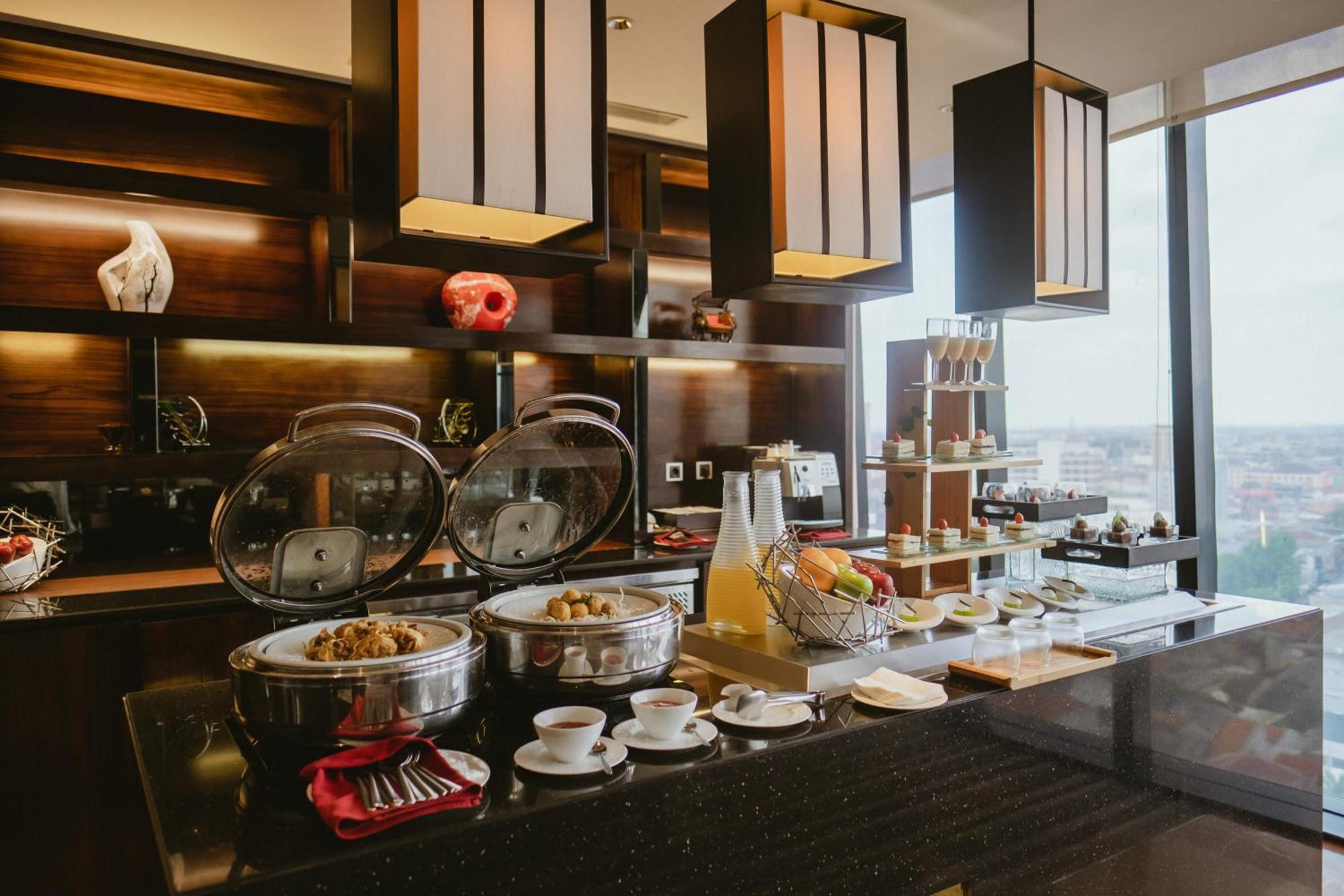Po Hotel 5*